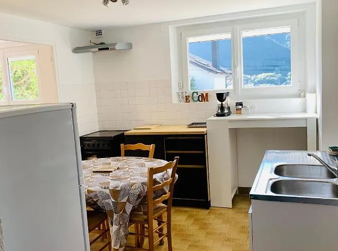 Apartman Lumineux Dans Impasse, Calme *