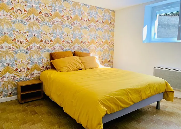Lumineux Dans Impasse, Calme Apartman